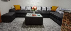 Apartment private entrance with terrace for rent close to services and city center